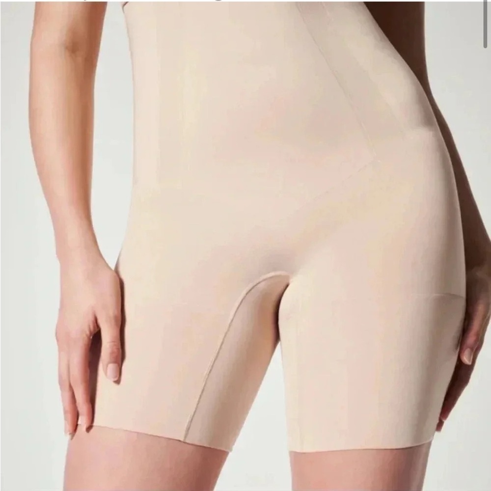 SPANX Oncore Sculpting High-Waisted Mid-Thigh Short Women’s Size Large Nude NWT! - Picture 15 of 15